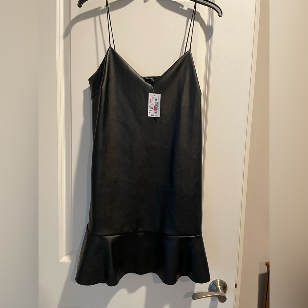 NWT Womens Medium Faux Leather Shift Dress South Moon Under